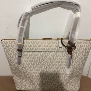Michael Kor Bag (BRAND NEW)